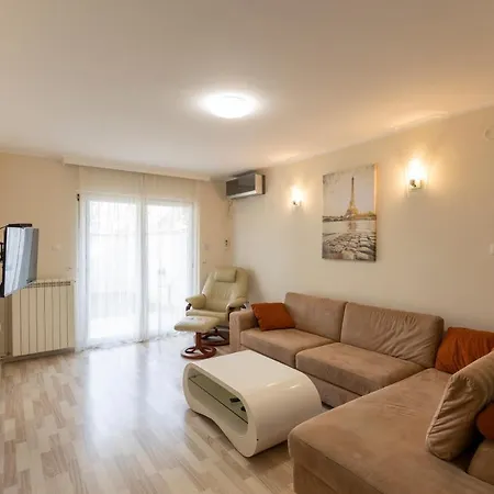 Ferienwohnung Dule'S House Belgrad Exterior foto