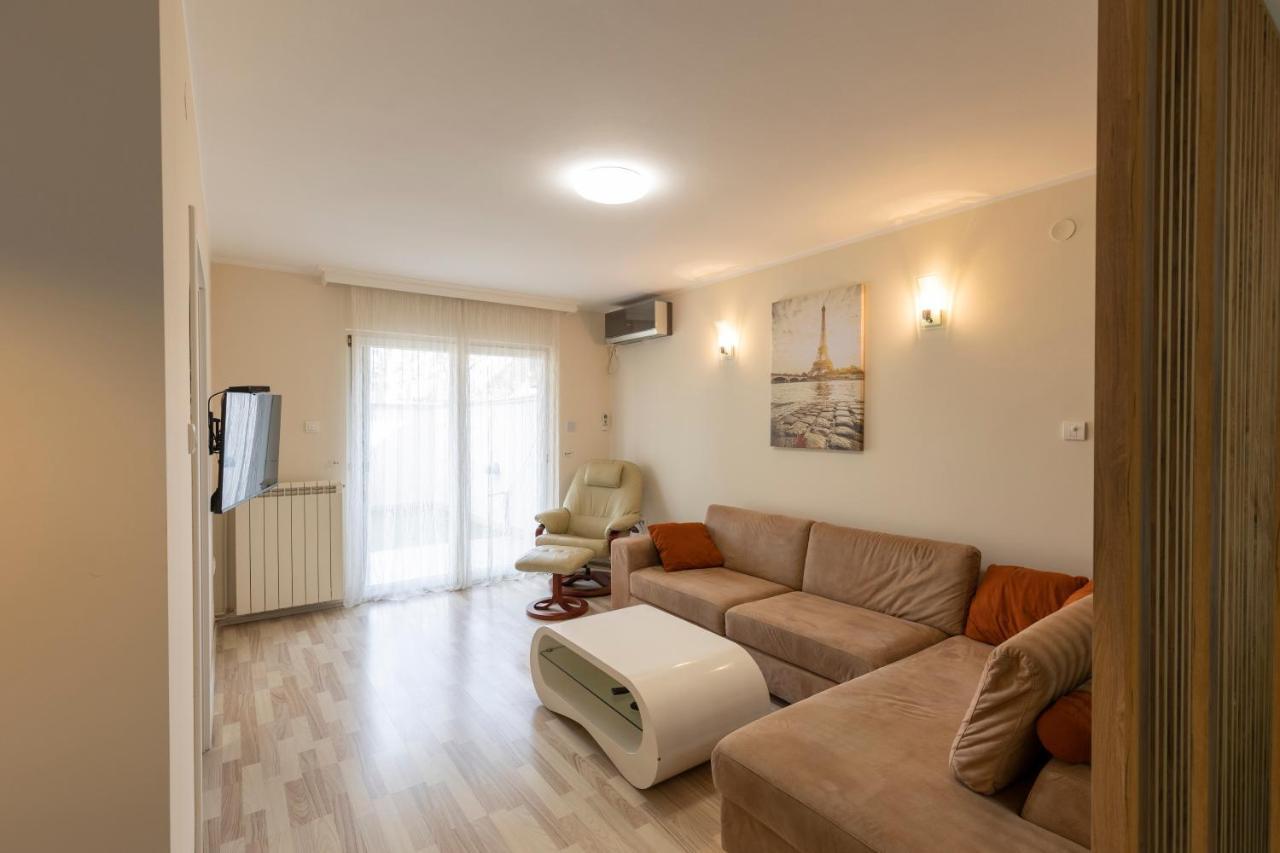 Dule's House * Belgrade
